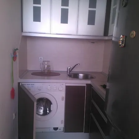 Apartment Lider Pop Hariton