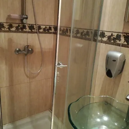 Apartment Lider Pop Hariton